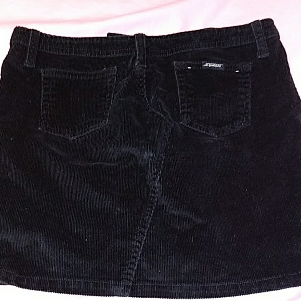 🌷 Beautiful Mini Skirt - Picture 5 of 6